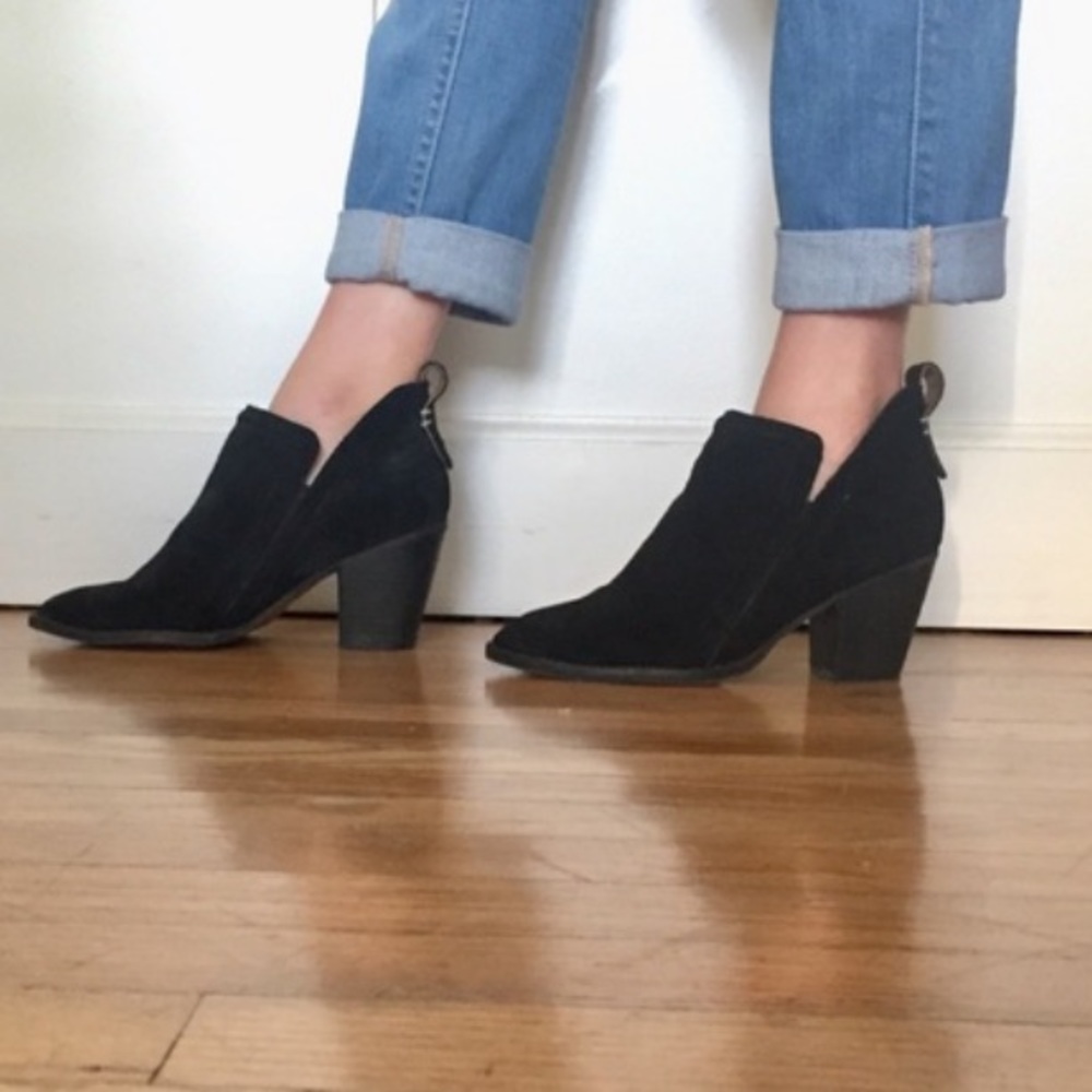 Jeffrey Campbell Rosalee All Black bootie.